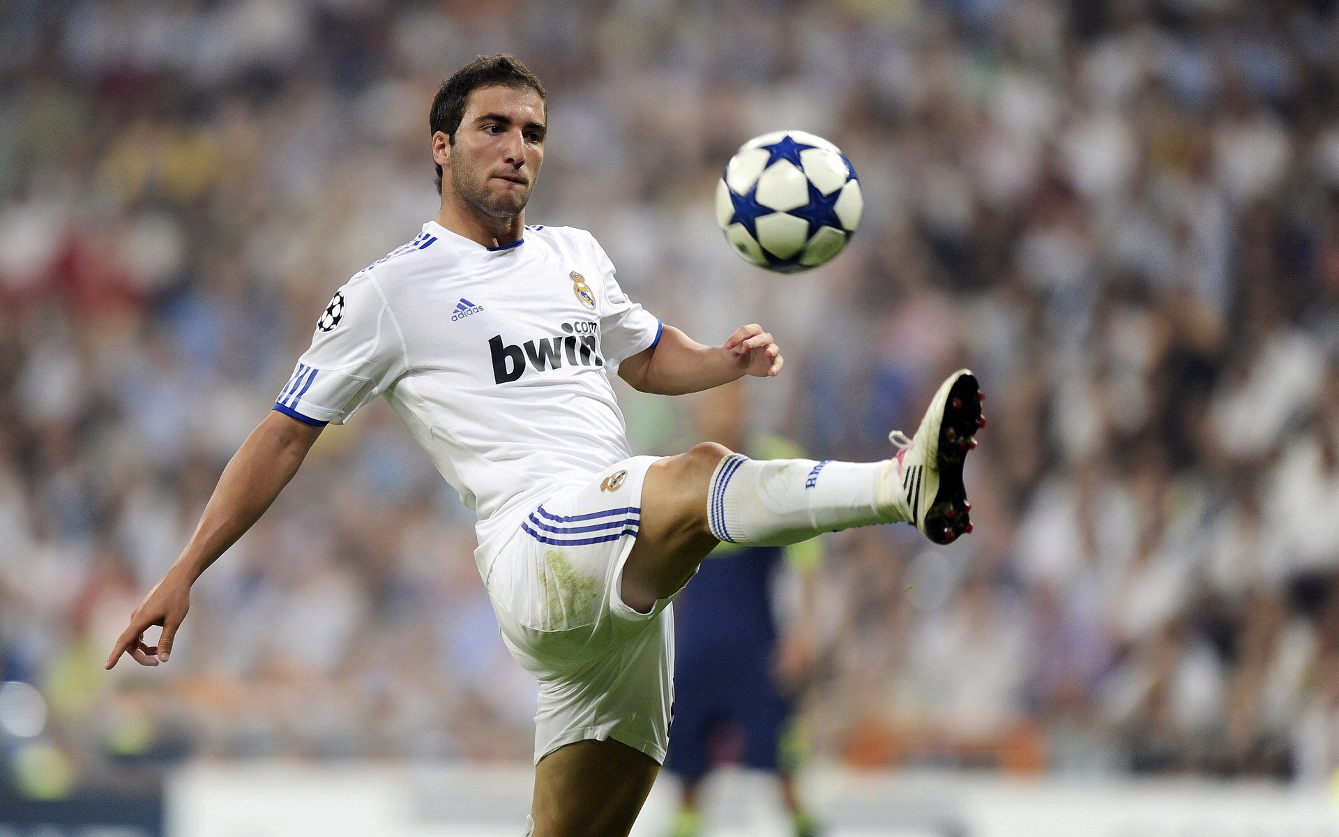 电竞行业的社会责任:如何回馈社会,传递正能量,电竞及其产业的认知